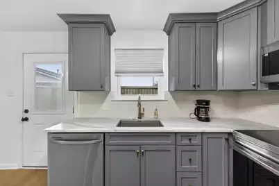 415 Parkdale Drive #8C, Charleston, SC 29414 - Photo 13