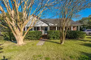 3 Florence St, Sullivans Island, SC 29482 - Photo 5