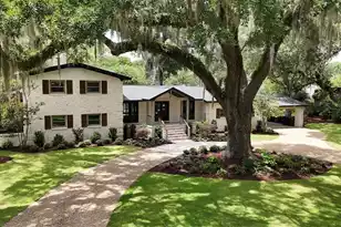 517 Pelzer Dr, Mount Pleasant, SC 29464 - Photo 1