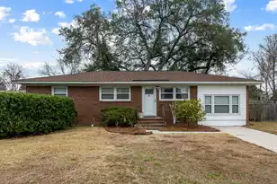 4 Newark Ave, Goose Creek, SC 29445 - Photo 1