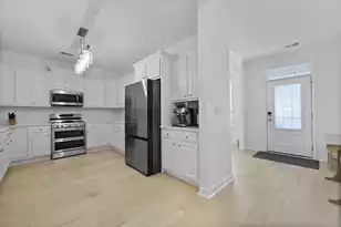 132 Fresh Meadow Ln, Mount Pleasant, SC 29466 - Photo 9