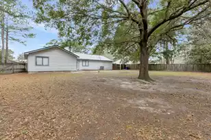 213 Sagebrush Ln, Summerville, SC 29483 - Photo 7