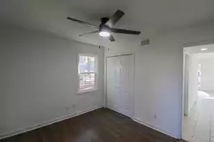 910 Sea Gull Dr, Mount Pleasant, SC 29464 - Photo 11