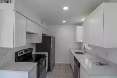 910 Sea Gull Drive #B, Mount Pleasant, SC 29464 - Photo 5