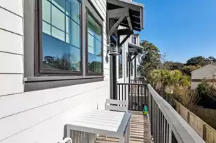 1213 Gatch Ct, Mount Pleasant, SC 29464 - Photo 17