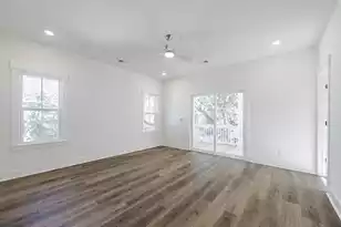 1360 Lucinda St, Mount Pleasant, SC 29466 - Photo 25