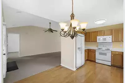 219 Burton Avenue, Summerville, SC 29485 - Photo 5