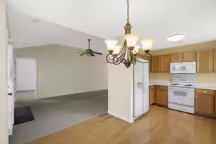 219 Burton Ave, Summerville, SC 29485 - Photo 5