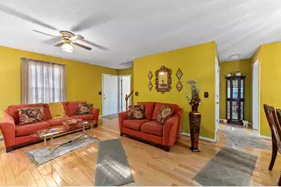 855 Springwood Circle, Mount Pleasant, SC 29464 - Photo 5