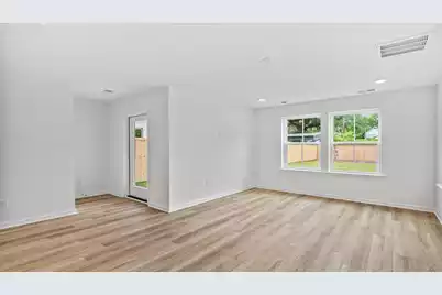 1818 Helm Avenue, North Charleston, SC 29405 - Photo 3