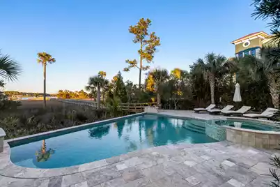 2749 Fountainhead Way, Mount Pleasant, SC 29466 - Photo 7