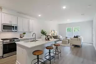 902 Dusk Dr, Summerville, SC 29486 - Photo 5