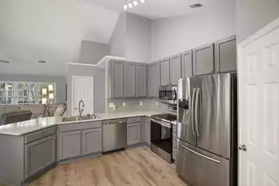 3370 Lindner Lane, Mount Pleasant, SC 29466 - Photo 5