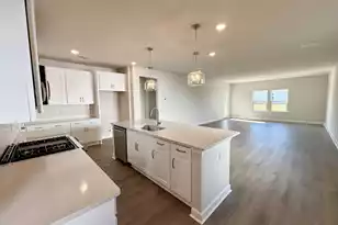 5241 Cottage Lndg Dr, Summerville, SC 29485 - Photo 9