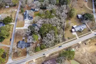 810 Orangeburg Rd, Summerville, SC 29483 - Photo 1