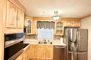 1887 Jaywood Cir, Charleston, SC 29407 - Photo 7