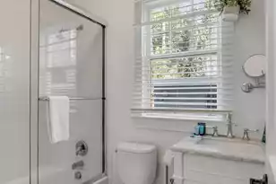 140 Spring St, Charleston, SC 29403 - Photo 5