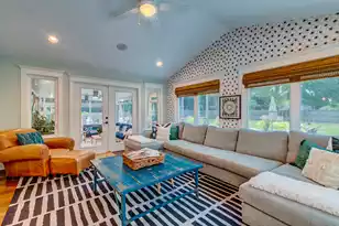 902 Mikell Dr, Charleston, SC 29412 - Photo 9