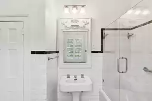 124 Church St, Charleston, SC 29401 - Photo 11