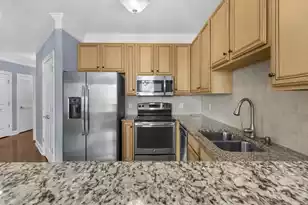 2244 Ashley Crossing Dr, Charleston, SC 29414 - Photo 9