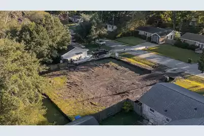 894 Randall Drive, Mount Pleasant, SC 29464 - Photo 11