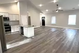 101 Brien, Walterboro, SC 29488 - Photo 7