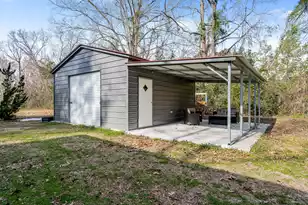 116 Church Street E, Bonneau, SC 29431 - Photo 1