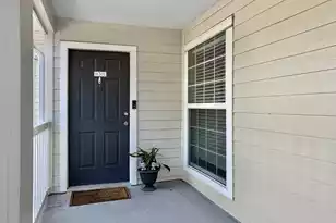 700 Daniel Ellis Dr, Charleston, SC 29412 - Photo 3