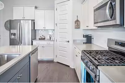 2202 Brockton Lane, Mount Pleasant, SC 29466 - Photo 11