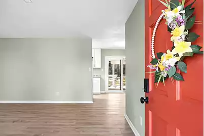 308 Tulip Street, Summerville, SC 29483 - Photo 3