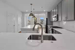 110 Crimson St, Summerville, SC 29486 - Photo 13