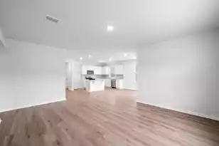 785 Meadowbrook Ln, Summerville, SC 29486 - Photo 11