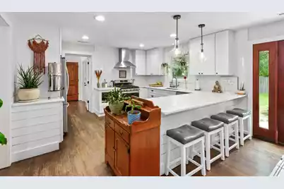 447 Geddes Avenue, Charleston, SC 29407 - Photo 9