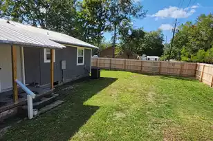 315 Clark Street E, Pinewood, SC 29125 - Photo 9