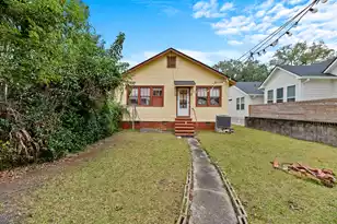 7 Gordon St, Charleston, SC 29403 - Photo 17