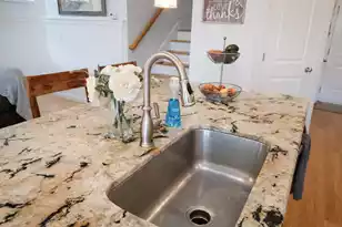 1466 Red Tide Rd, Mount Pleasant, SC 29466 - Photo 7