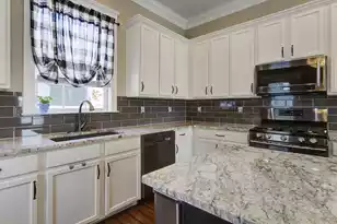 136 Heart Pine Cir, Summerville, SC 29485 - Photo 15