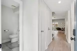 629 Baytree Ct, Mount Pleasant, SC 29464 - Photo 11