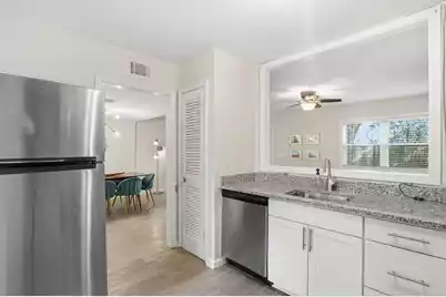 629 Bay Tree Court, Mount Pleasant, SC 29464 - Photo 9