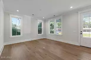 2206 National St, Beaufort, SC 29902 - Photo 3