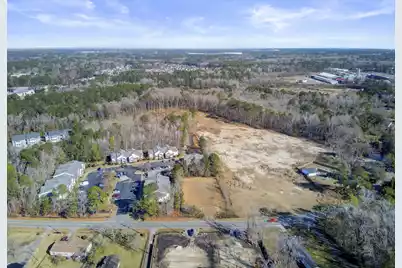 210 Pidgeon Bay Road, Summerville, SC 29483 - Photo 9