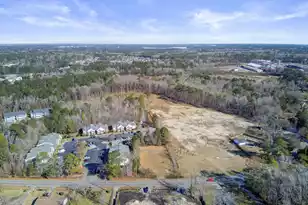 210 Pidgeon Bay Rd, Summerville, SC 29483 - Photo 9