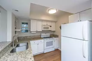 1872 Montclair Dr, Mount Pleasant, SC 29464 - Photo 9