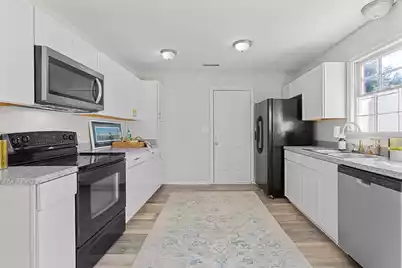 608 3rd North Street E, Summerville, SC 29485 - Photo 7