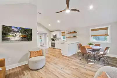 112 West Huron Avenue W, Folly Beach, SC 29439 - Photo 7