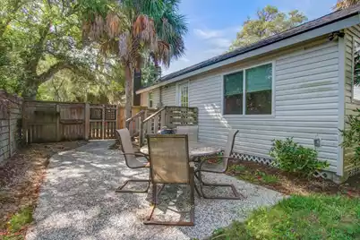 112 West Huron Avenue W, Folly Beach, SC 29439 - Photo 17