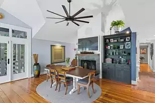 1031 Lakeview Dr, Mount Pleasant, SC 29464 - Photo 13