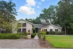 1031 Lakeview Dr, Mount Pleasant, SC 29464 - Photo 39