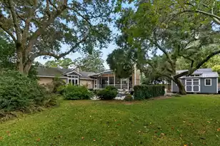 1031 Lakeview Dr, Mount Pleasant, SC 29464 - Photo 31