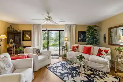 163 Heritage Circle #K-8, Mount Pleasant, SC 29464 - Photo 9